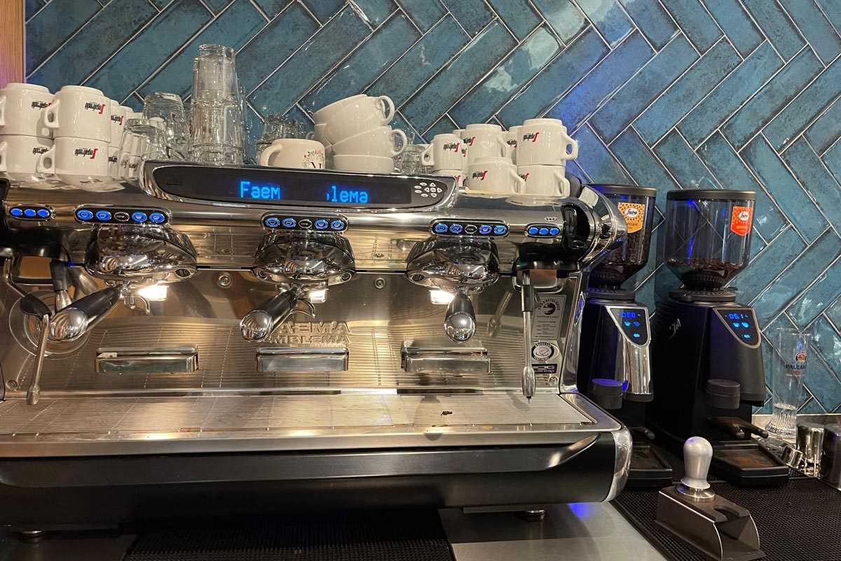 Cafe-Bistro-Restaurant66